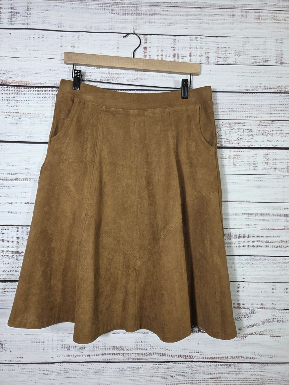Established 1962 Faux Suede A-Line Skirt size medium